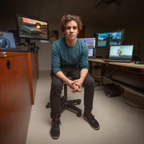 CAT-3D-Animation-Photo-7-750x500