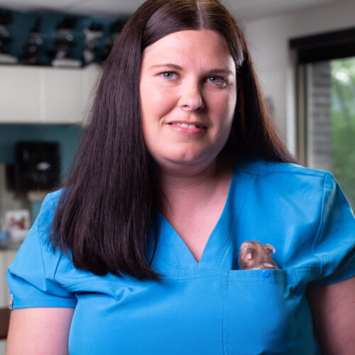 kate-robertson_scrubs_headshot_2024